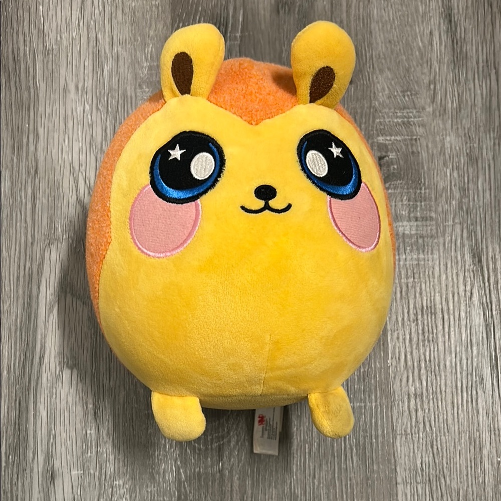 Squeezamals Plush Hedgehog